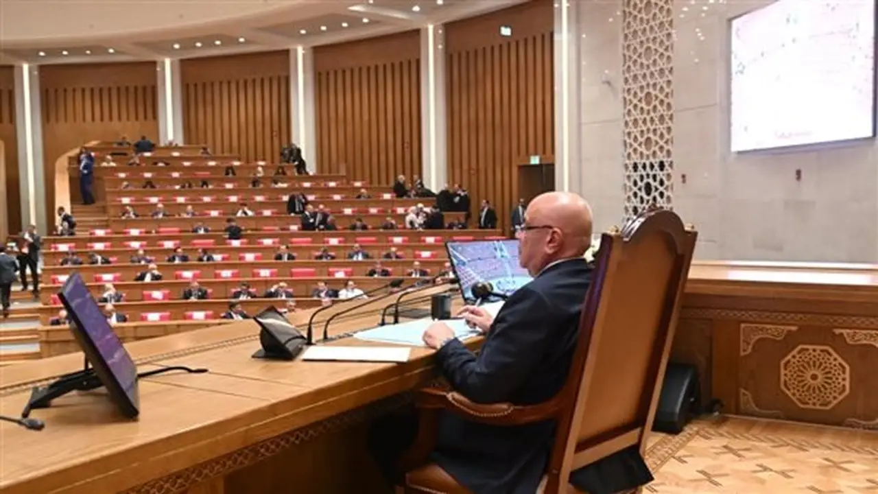 تشكيل أعضاء هيئة التدريس بجامعة كيان: مدنيون وعسكريون
