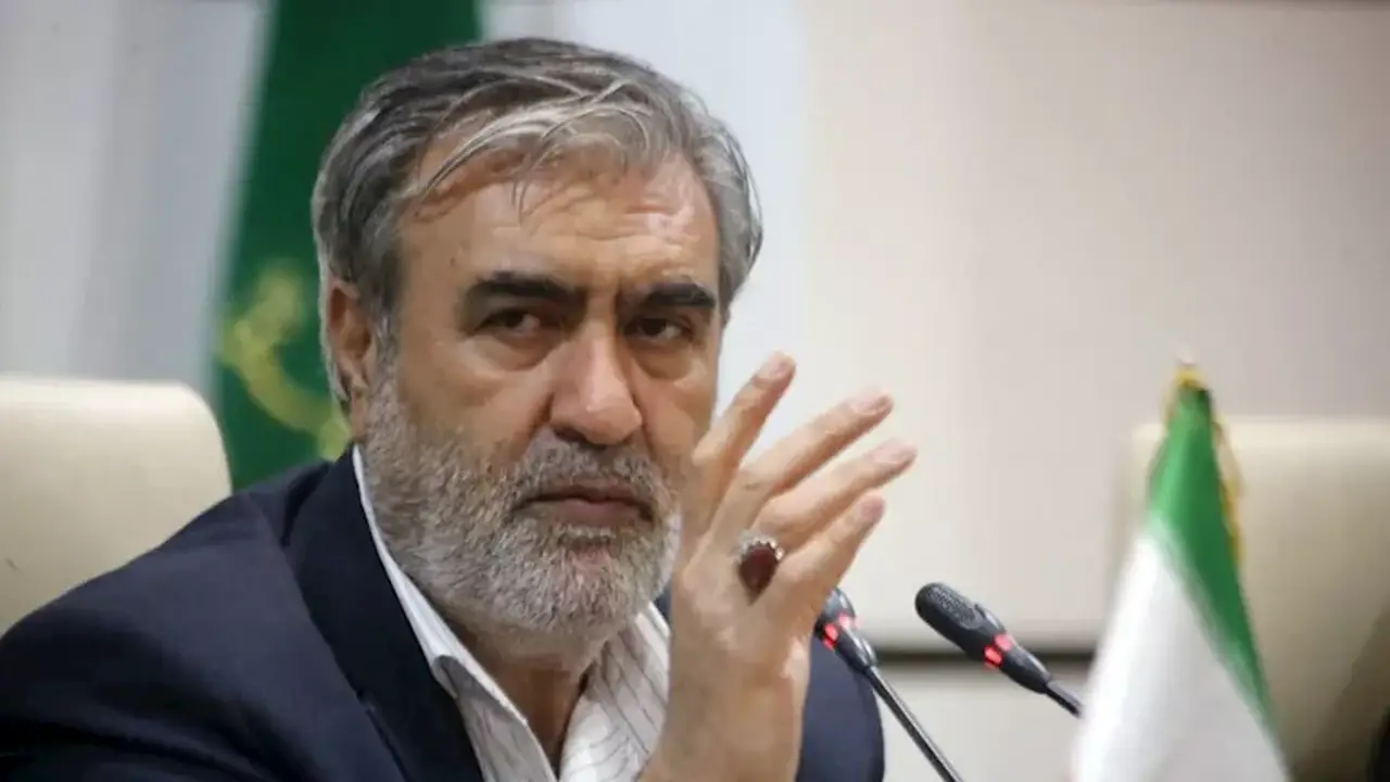 مسؤول إيراني: واشنطن ستعتذر لطهران وتغادر المنطقة تحت ضغط القوة