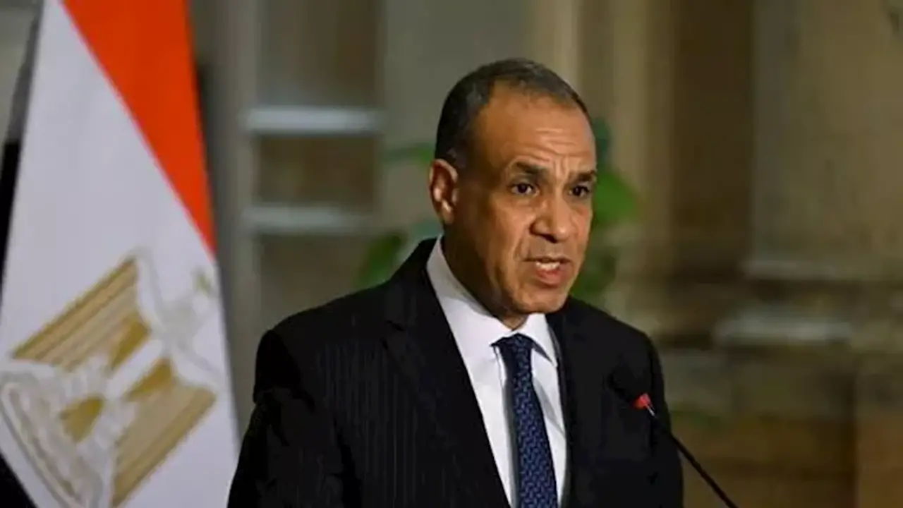 مصر وعُمان تتباحثان حول استعادة الملاحة في مضيق هرمز وخفض التوترات الإقليمية