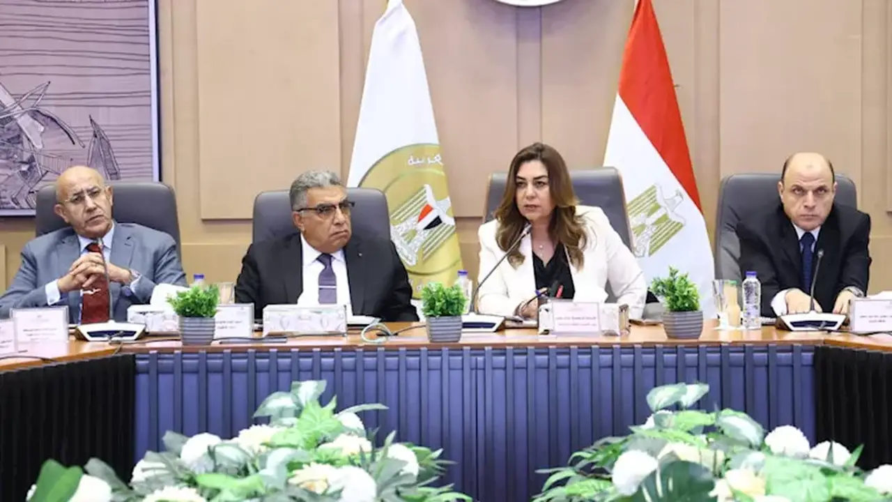 منال عوض تؤكد على تسريع إنجاز مشروعات كيتشنر في الدقهلية والغربية وكفر الشيخ