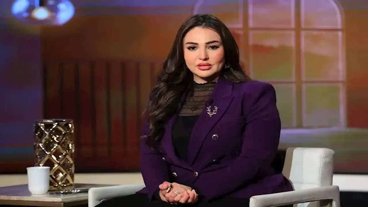 نهال طايل تكشف كواليس شخصية أحمد موسى: يحضر قبل البث بـ8 ساعات