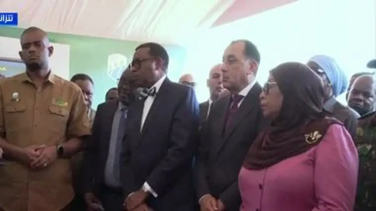رئيس الوزراء يفتتح مشروع جوليوس نيريري نيابة عن الرئيس السيسي