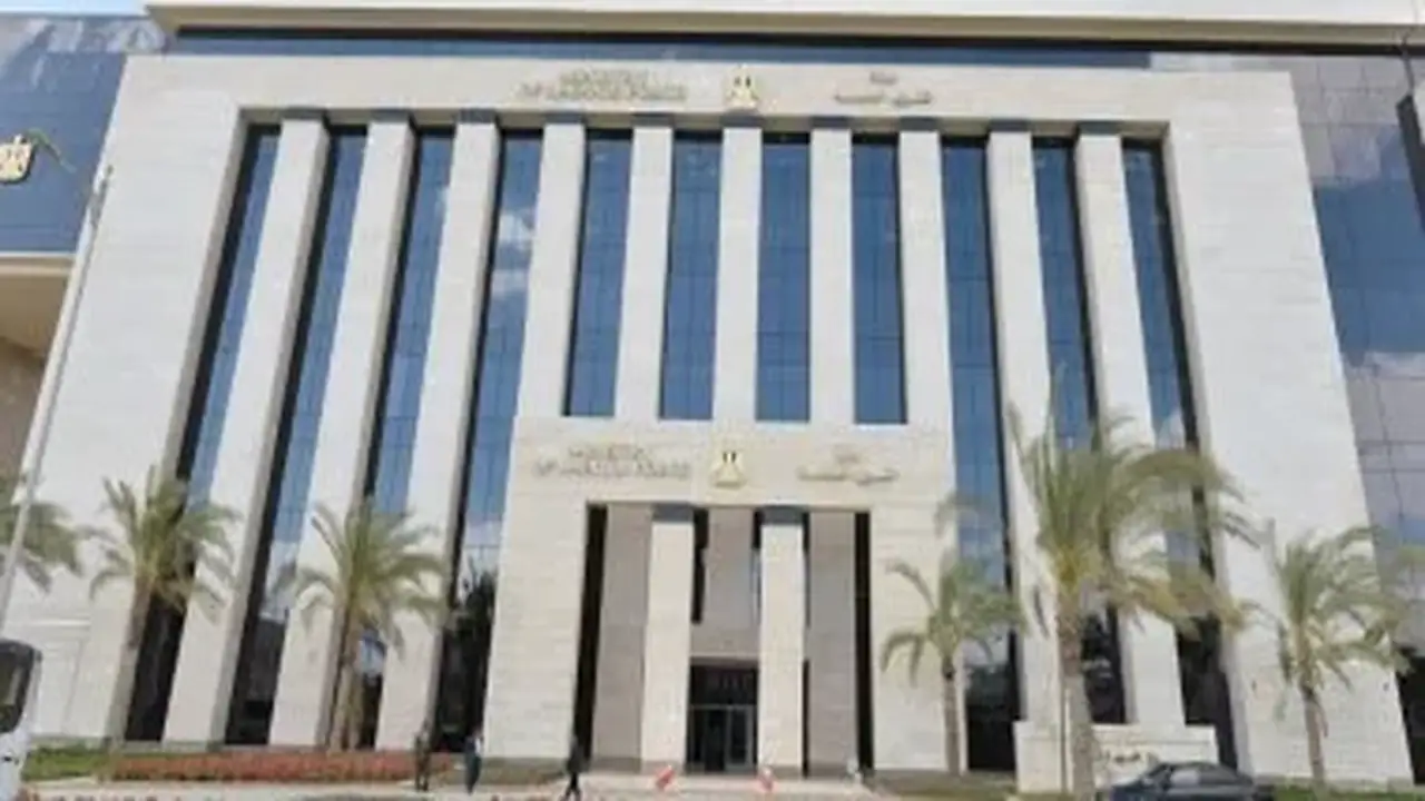 وزارة العمل تعلن عن فرص عمل جديدة في الأمن براتب 12500 جنيه وإقامة شاملة