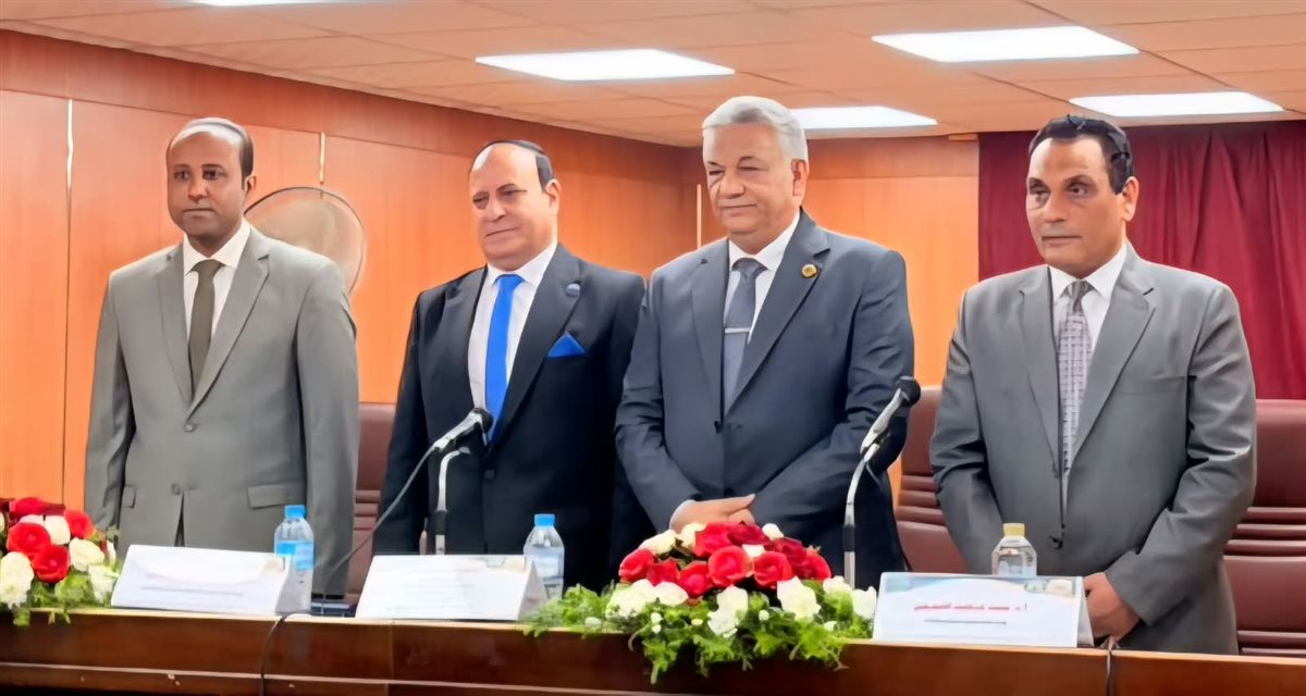 ندوة تثقيفية في جامعة المنصورة بمناسبة انتصارات أكتوبر 4