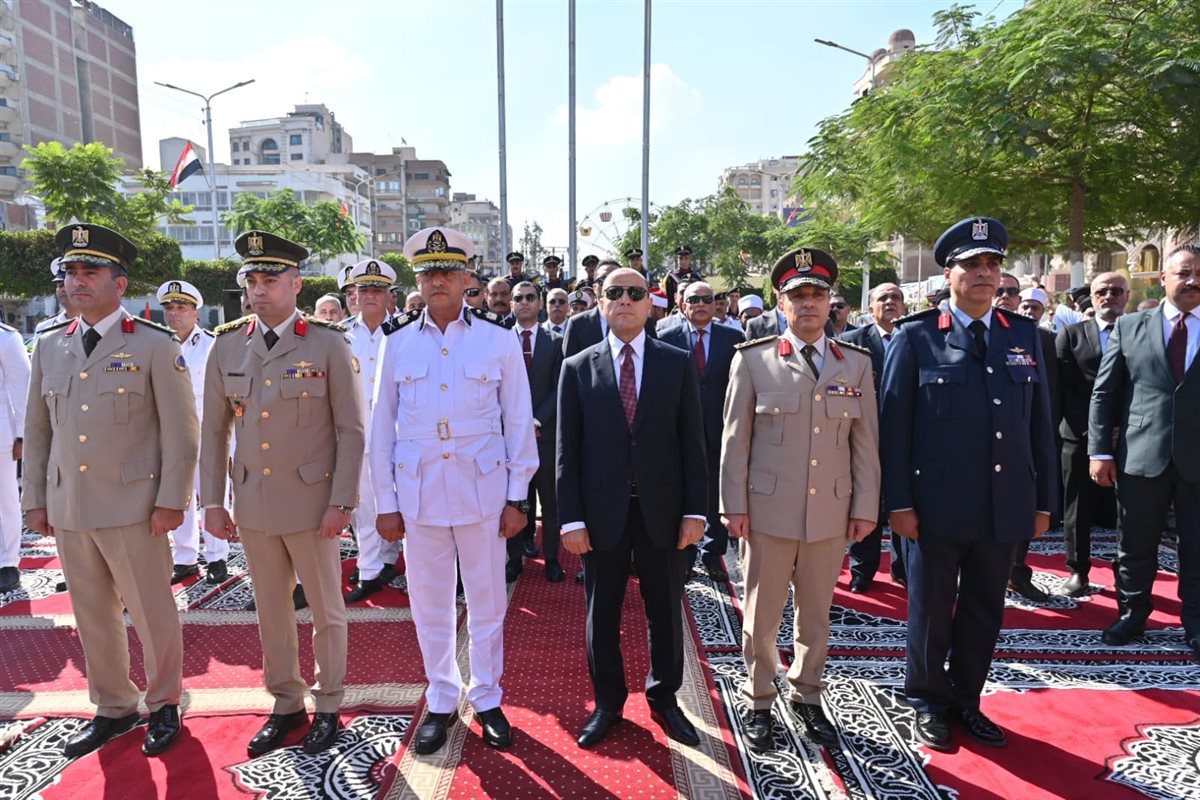 محافظ الغربية يكرم شهداء الوطن بوضع إكليل من الزهور IMG-20261006-WA0049