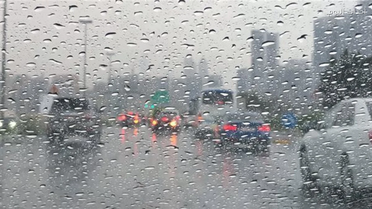 طقس مائل للحرارة إلى حار مع أمطار خفيفة في مصر اليوم