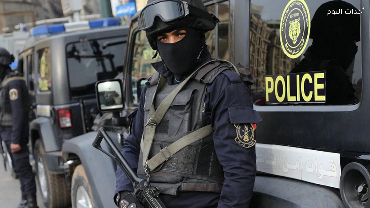 مصدر أمني ينفي مزاعم تعذيب 6 متهمين بينهم صحفي