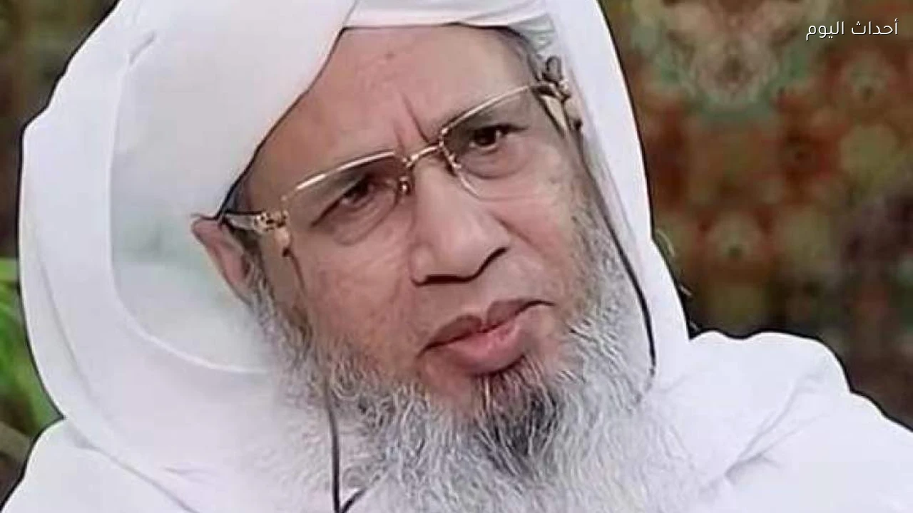 مفتي عبد الرحيم يعتبر هجمات باكستان على أفغانستان حقاً مشروعاً